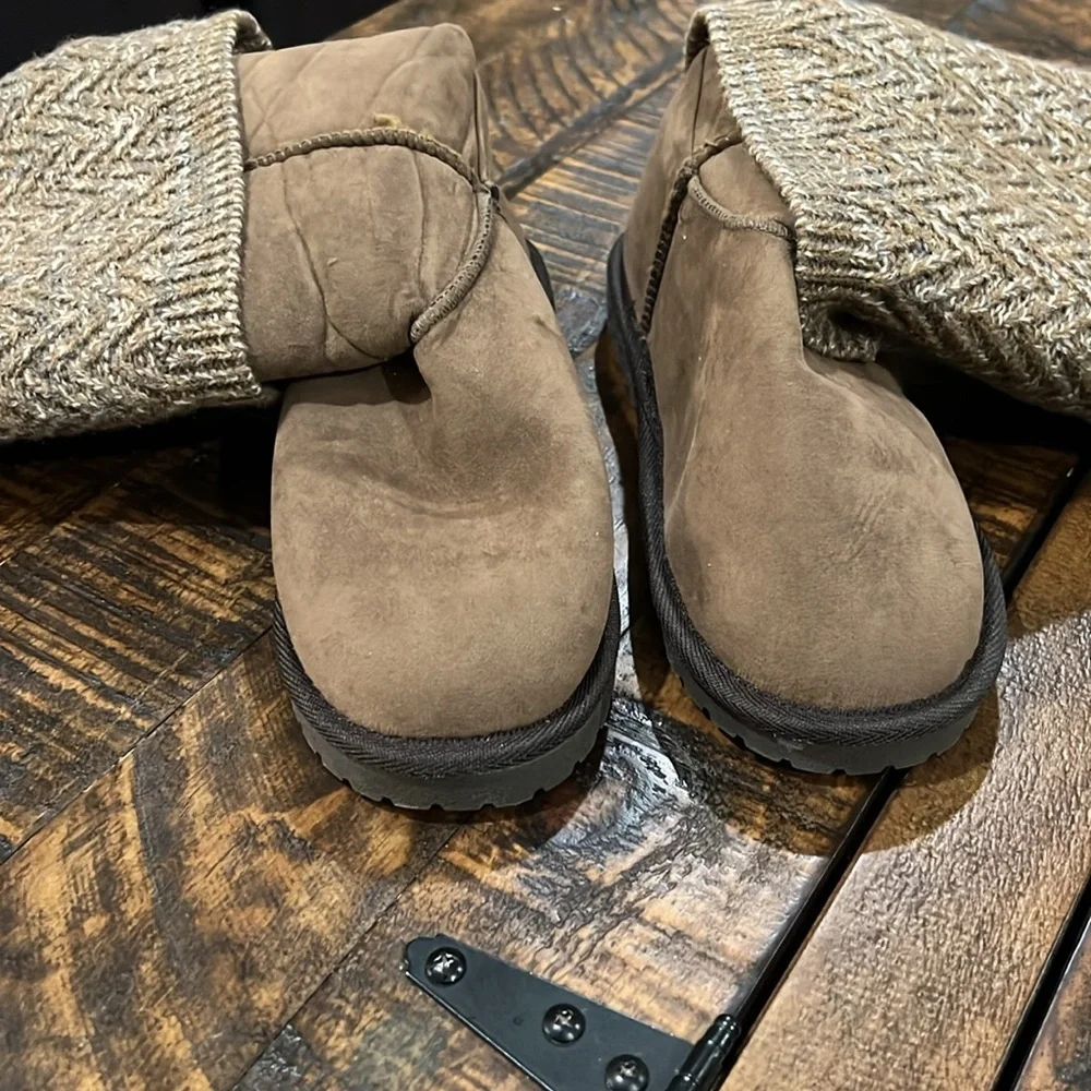 Muk Luks Tan Knit Cuff Boots with Button Detail